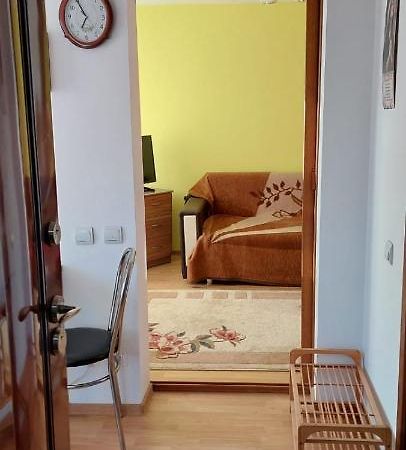 Fely Room Petrosani Luaran gambar